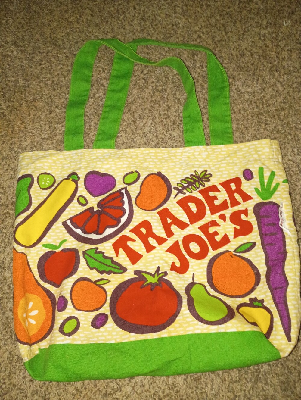 Trader Joe's  Vintage Green Handle Market Tote Bag - Fruit & Veg Graphic